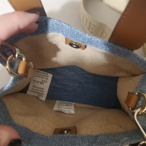 TRUE RELIGION BLUE DENIM MINI TOTE. WITH WIDE STRAPES CROSSBODY. - Picture 8 of 8